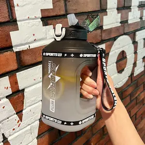 Large capacity water cup Girls summer high appearance level ton bucket ton Men Tonton sport fitness kettle with straw