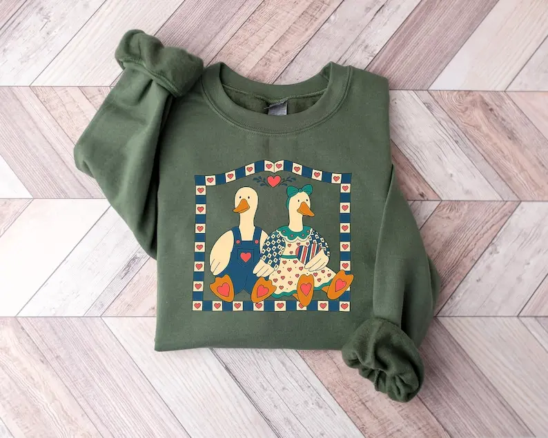 Vintage Goose Sweatshirt, Country Farmhouse Duck Shirt,90s Retro Goose Couple Sweatshirt, Cottagore Animals Sweater, Cute Cozy Pullover