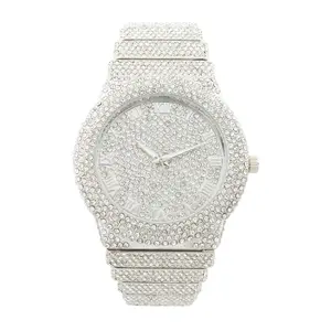 Men's Wristwatch with Iced Out ST10626 Crystal Diamonds Ultra-Luxurious Design Sparkling Dial Roman Numerals Premium Metal Quartz Movement Secure Clasp Watch Luxury Elegant
