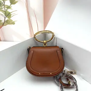 Pre-owned Chloé Leather Shoulder Bags 7.8'' R1839 Shoulder Bag C535617378 0506 T3 Mia