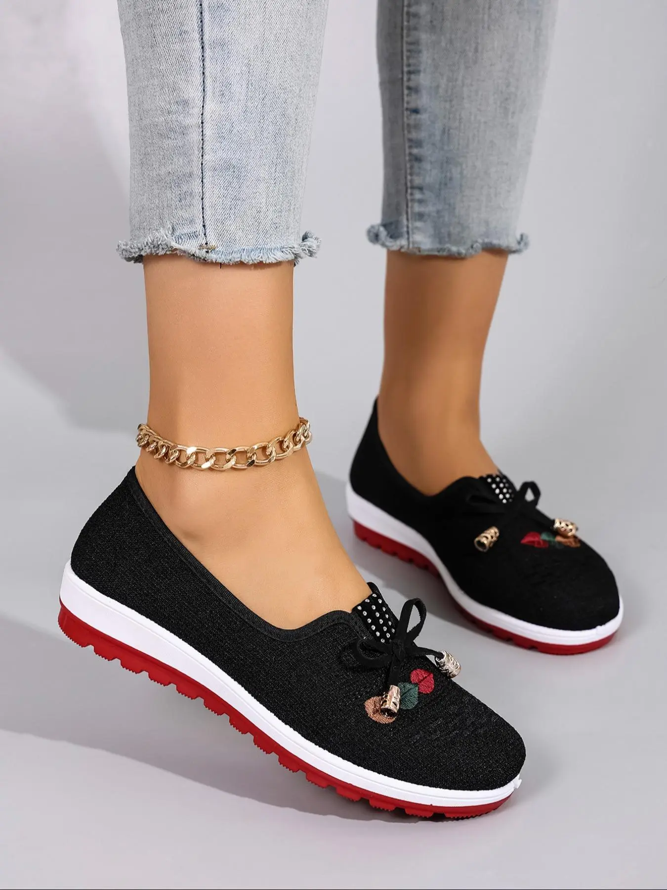 Women's Fashionable Plain Color Slip on Sneakers, Slip Ins Shoes, Slip On Style, Casual Comfortable Breathable Lightweight Sports Shoes, All-match Commuter Shoes for Work & Daily Wear, Closed