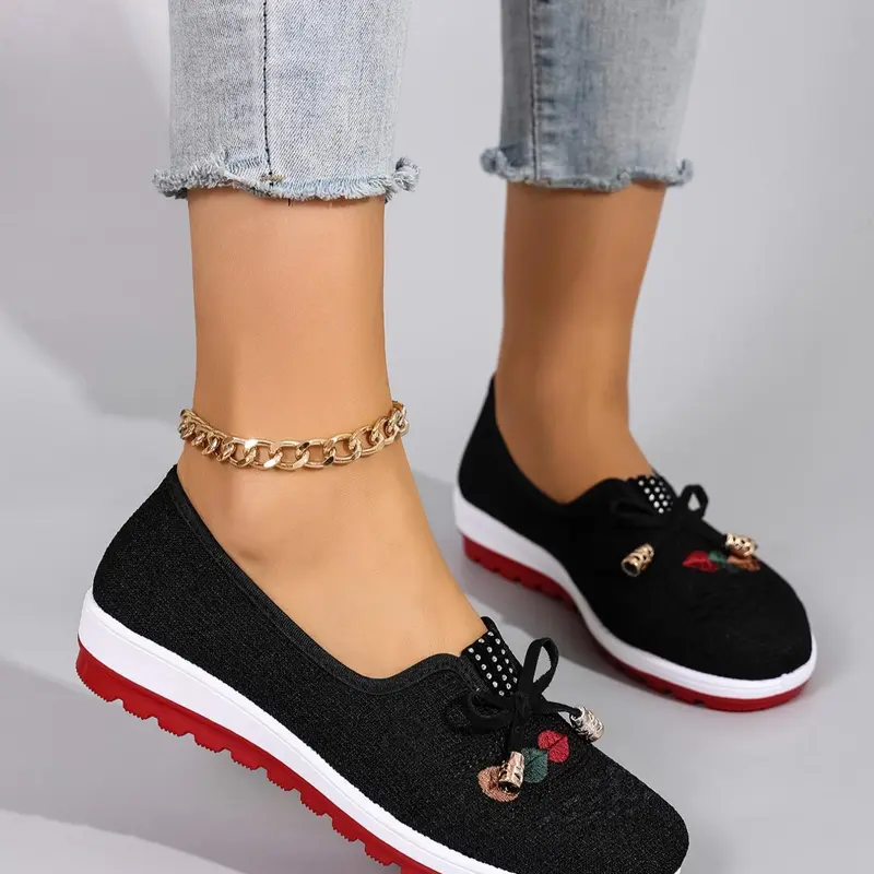 Women's Fashionable Plain Color Slip on Sneakers, Slip Ins Shoes, Slip On Style, Casual Comfortable Breathable Lightweight Sports Shoes, All-match Commuter Shoes for Work & Daily Wear, Closed