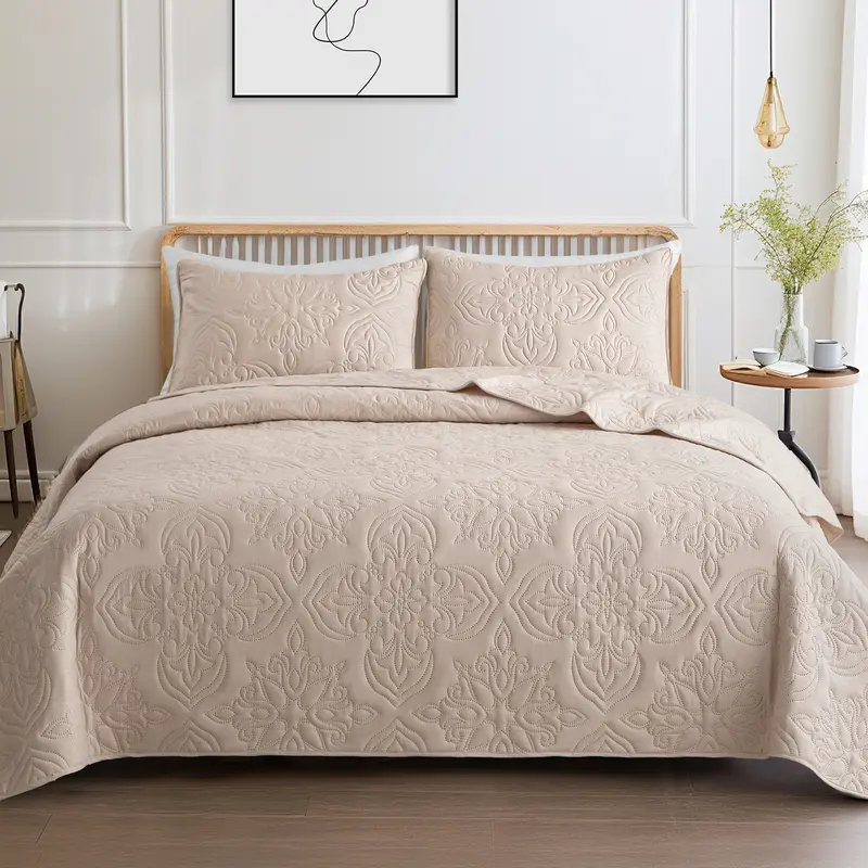 Whale Flotilla Soft Queen Quilt Bedding Set for All Seasons, Vintage Damask Ultrasonic Full Size Quilts Set, Lightweight Reversible Bedspread, Coverlet, Bed Cover with 2 Pillow Shams, soft microfiber home bedroom