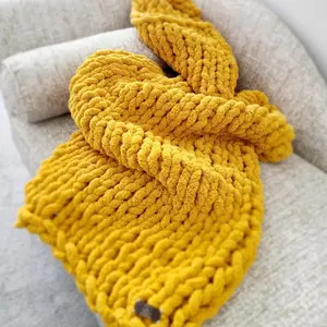 Chunky knit blanket