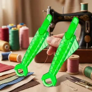 Quick Threading Tool for Sewing Machines, Easy Threader for DIY Embroidery, Needle Threading Aid with Loop Kit, Anti-Slip Eyelet Locator for Smooth Threading, Convenient Sewing Accessory, Sewing Tools, Sewing Supplies Crafts