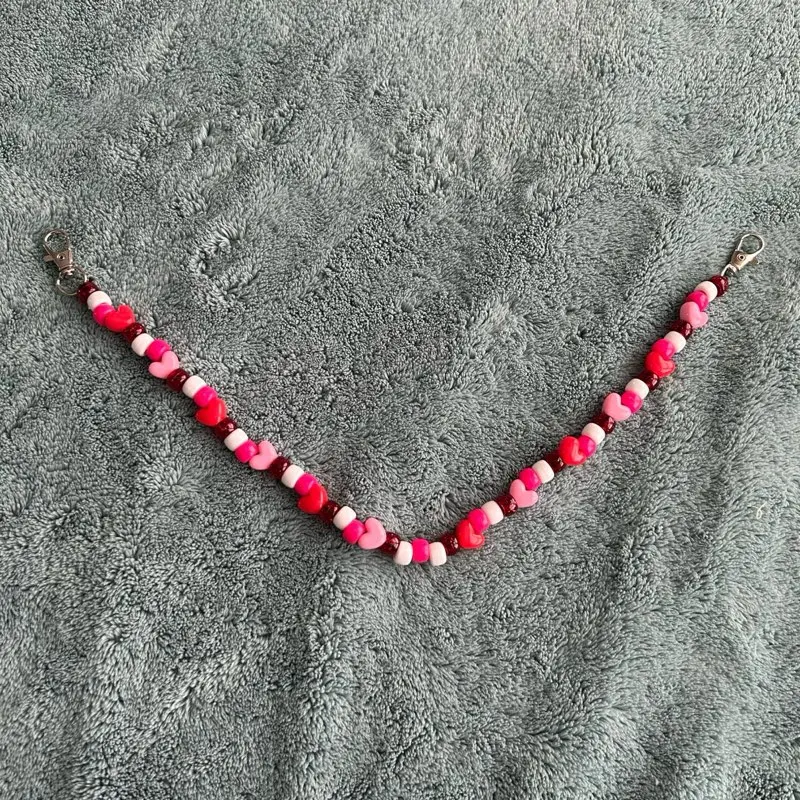 Pink and Red Hearts Chain