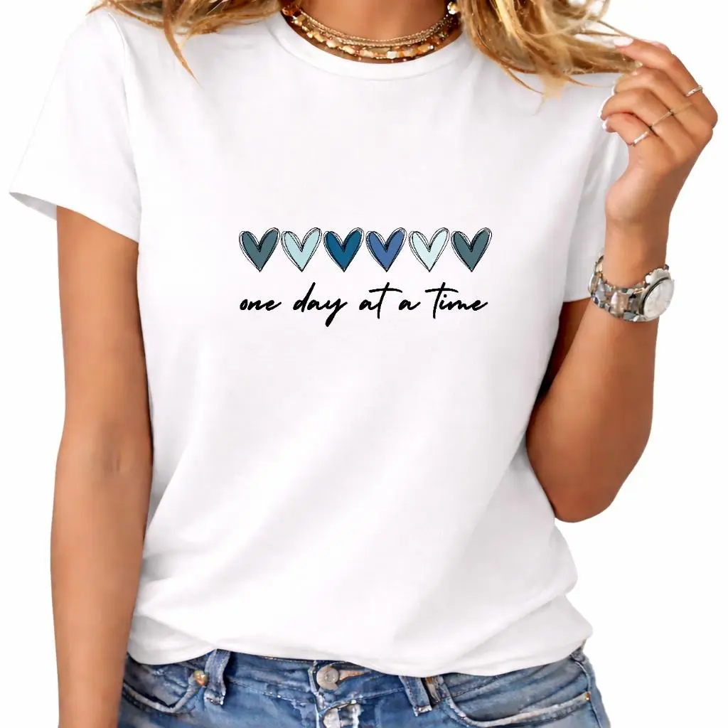 Suitable For Everyday Casual Wear And Relaxed Weekend Outings Featuring Minimalist Inspirational Heart Graphic T-Shirt