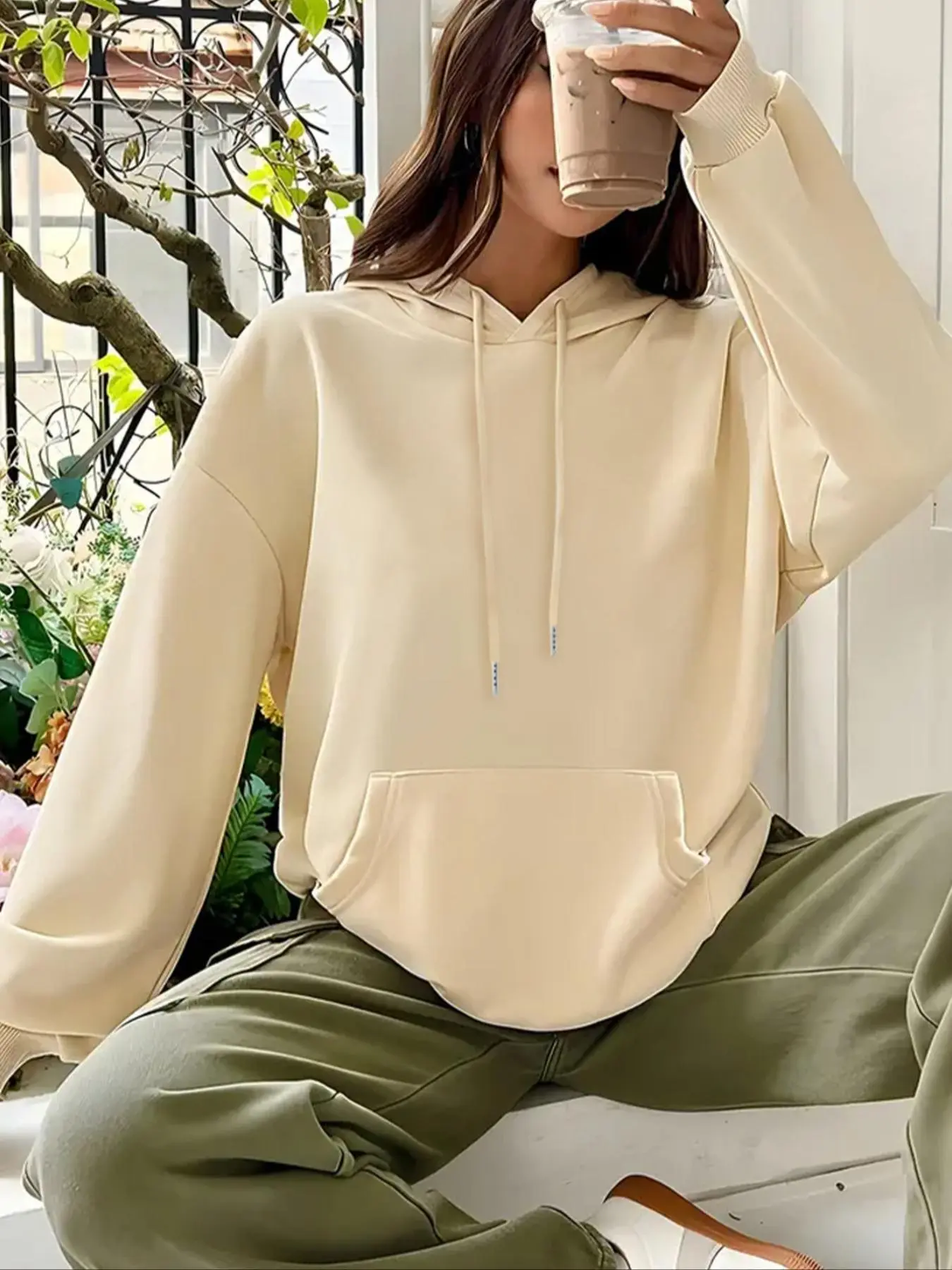 Women's Plain Basic Pocket Drawstring Hoodie, Casual Long Sleeve Hooded Sweatshirt for Fall & Winter, Women's Clothes for Daily Wear, Tops, Womenswear
