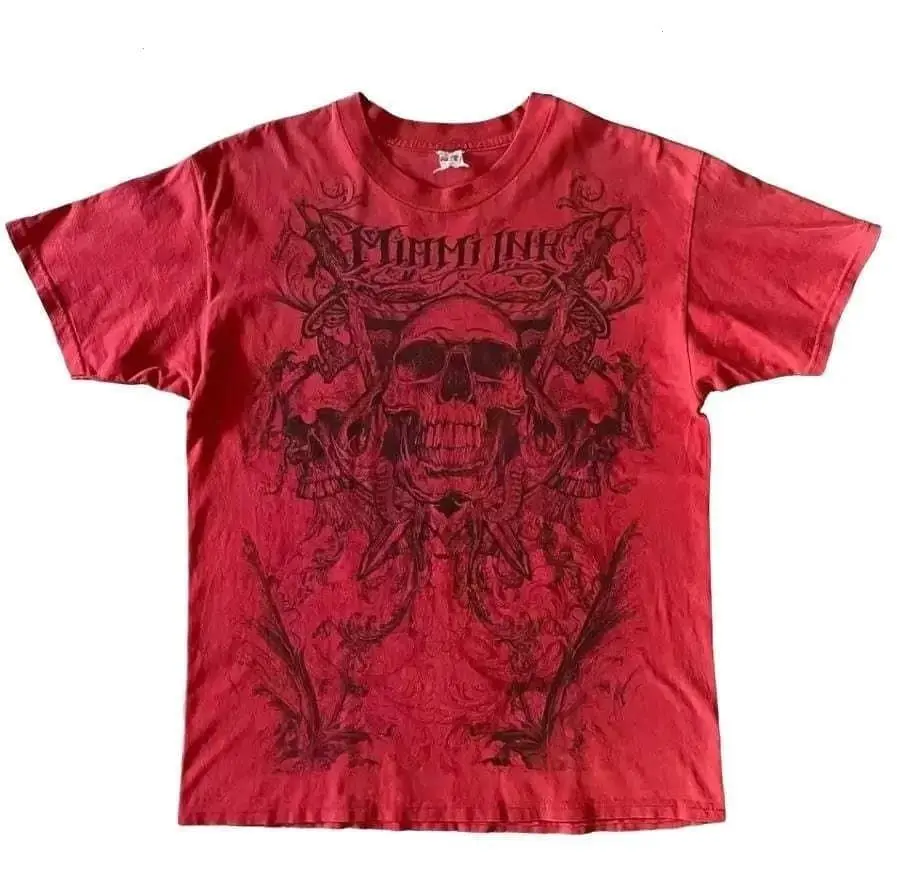 Classic Red Skull Illustration Graphic T-Shirt | Gothic Tattoo Style Tee