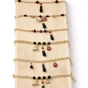 Variedad de brazaletes de la protección. Laminado 14k