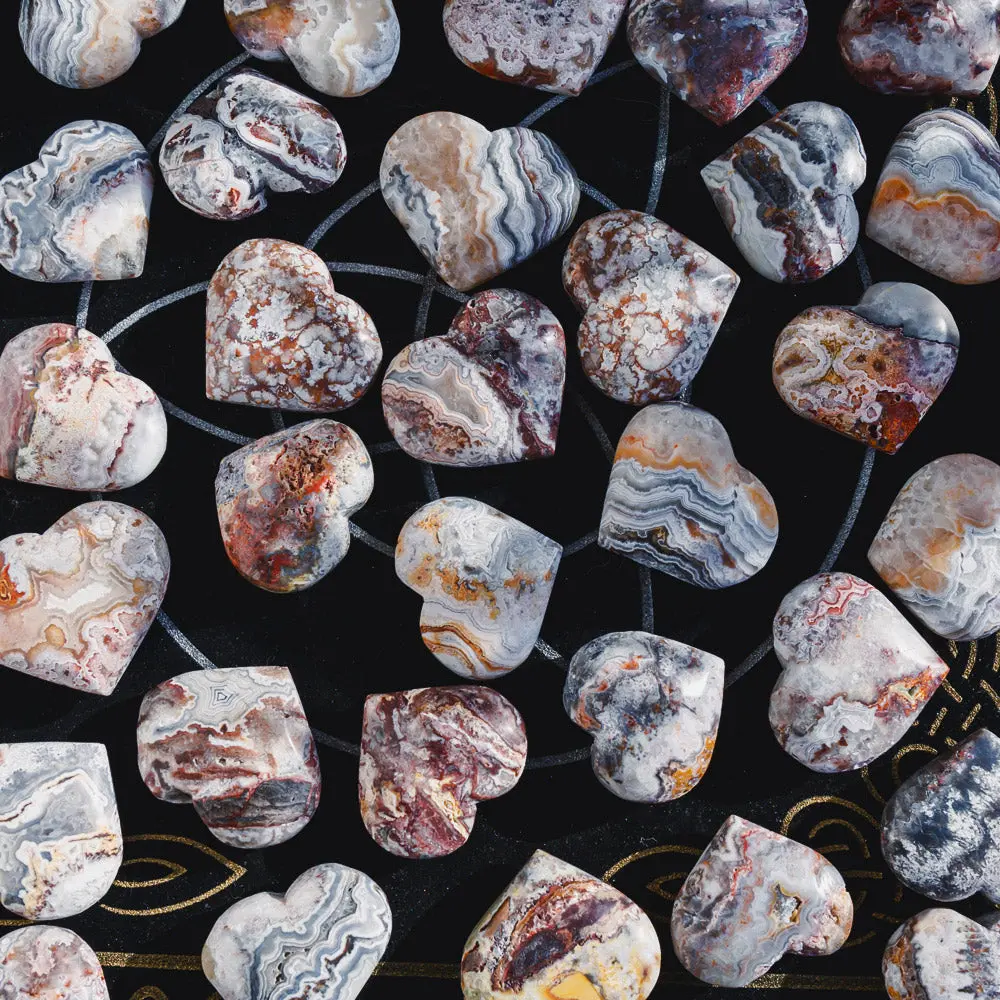 Natural Crystal Heart Jewelry Decoration, Resin Infused Tiger Eye, Calming Energy Meditation Aid for Energy Activation and Good Luck