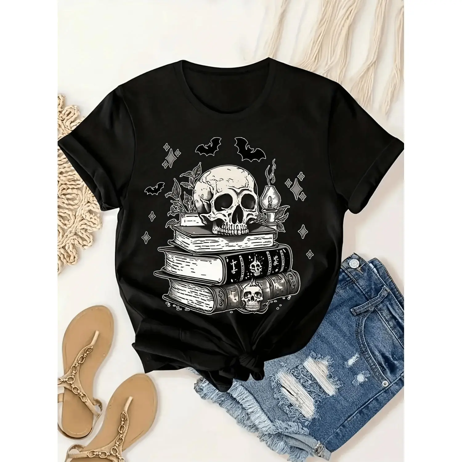 Men's Gothic Graphic T-Shirt with Bat Wing & Skull Print, Vintage Streetwear, Soft Shortsleeve Round Neck Top for Casual Business, Tshirt, Graphic T Shirts, Soft Fabric, Breathable, Fashion, Menswear