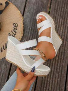 Summer New Three-Strap Wedge Sandals for Women, Straw Material, Thick Sole, Heel Lift, Open-Toe, Slip-On, Versatility, Outdoor Wear