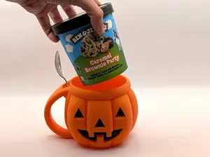 Happy Jack-O-Lantern Ice Cream Pint Holder – Fall Treats Made Cozy 🎃🍨