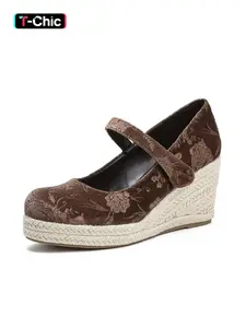 Women's Thick Sole Wedge Sandals, Brown Fashion Stylish Classy Elegant Closed Toe Heeled Shoes, Floral Decor Slip-On Design, Summer Beach Vacation & Daily Wear Footwear
