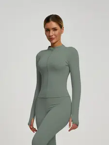 New Women's Solid Color High-End Slim Long-Sleeved Quick-Drying Sports Jacket, a must-have stand-up collar coat for yoga-practicing girls, suitable for daily wear, running, cycling, and gym workouts. Available in multiple colors.