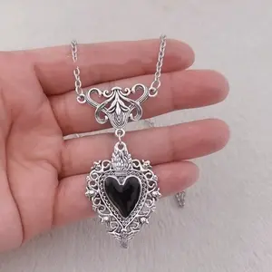 Necklace 85