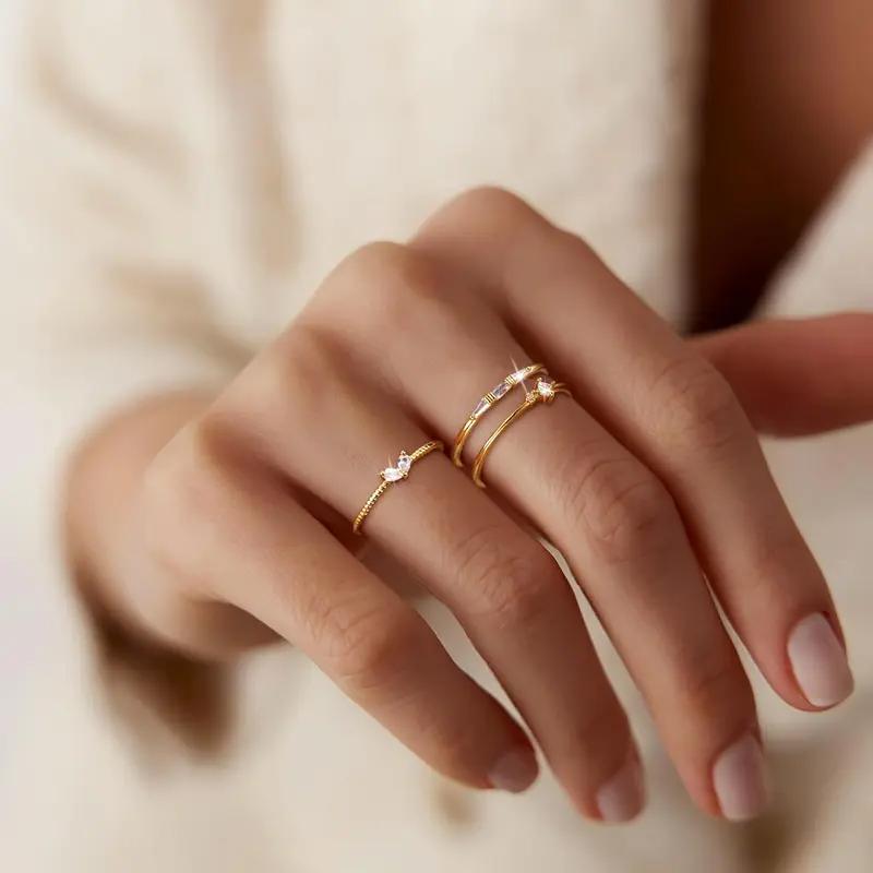 Women's Non Tarnish 3-Piece Thumb Ring Set - Tarnish Proof Jewelry, Dainty Thin Stackable Design, Dainty Look, Everyday Wear, Size 5, Valentine's Day Fashion Accessory