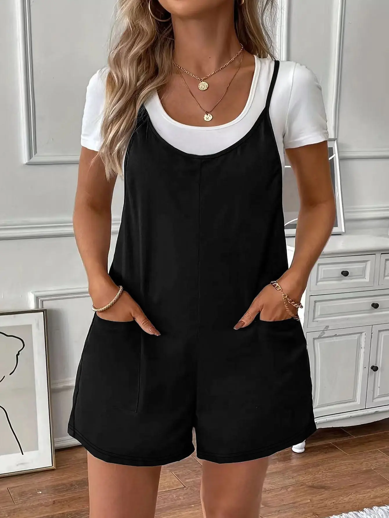 Fake Two-piece Spaghetti Strap Overall Romper, Loose Pocketed Casual Jumpsuit