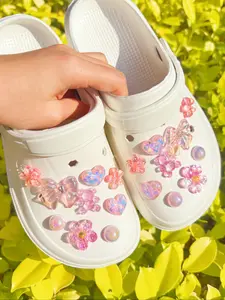18 Piece Flower Bear Heart Bow Shoe Accessories, Bling Shoe Charms, DIY Decorations for Women's Shoes Sandals Slippers, Perfect Gift Choice