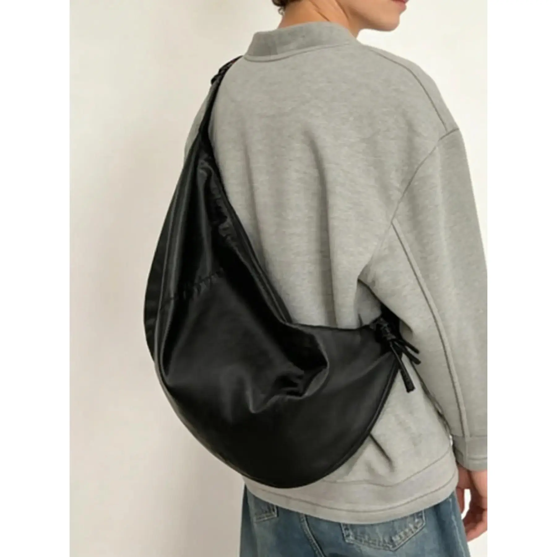 1pc Men's crossbody bag, Everyday crossbody bag, solid color and clean color, shoulder bag with zipper closure, casual and simple, suitable for college students, campus work, commuting, shopping