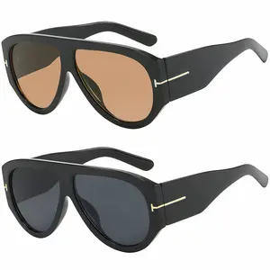 Oversized Aviator Sunglasses – Old Money Aesthetic Black Frame with Gold T-Bar Detail, UV400 Protection, Unisex Retro Shades