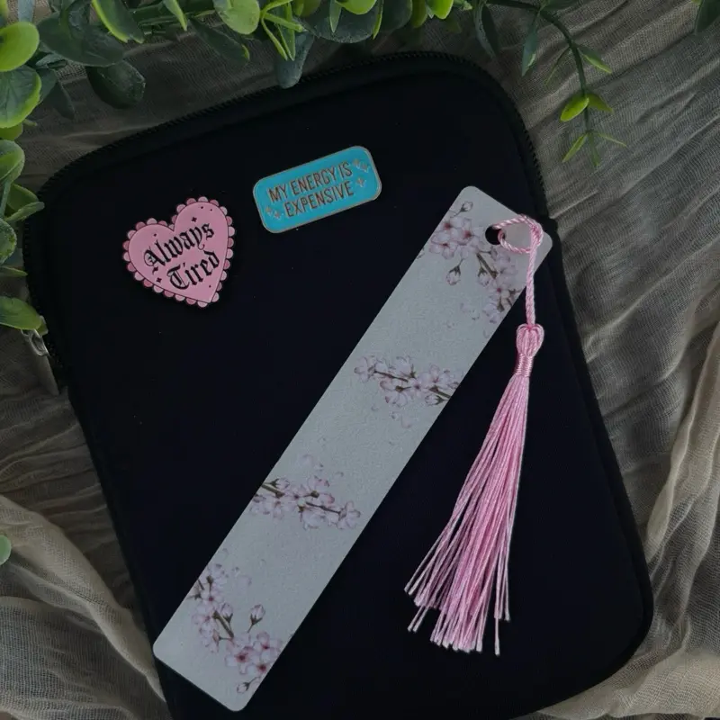 Kindle pouch bundle