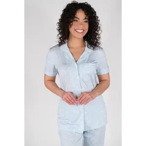 Heirloom Bows in Sky Blue Short Sleeve & Cropped Pant Pajama Set