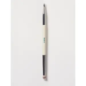 The Concealer Brush The Concealer Brush