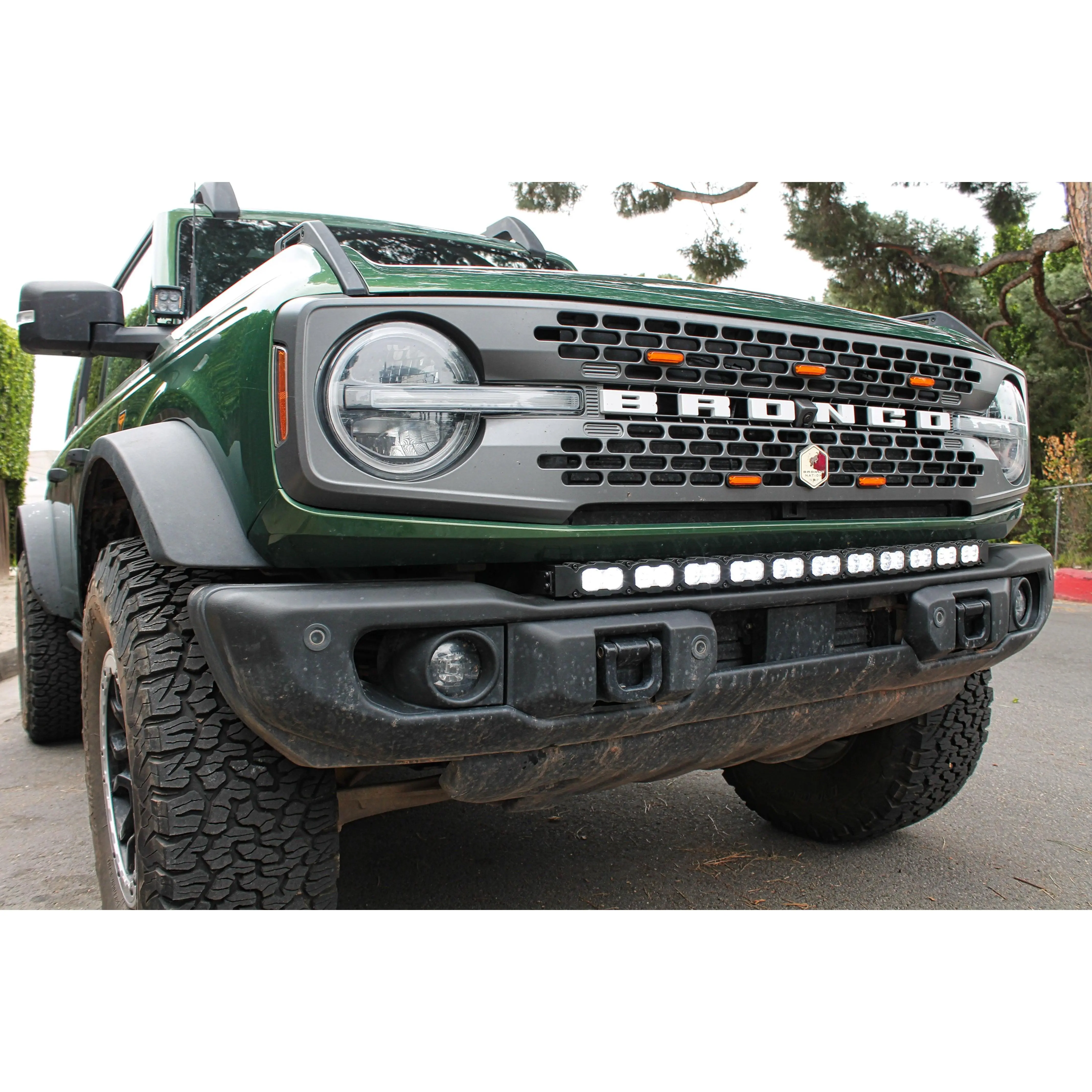 M&R Automotive 2021+ Ford Bronco Capable Bumper 40in Light Bar PRO