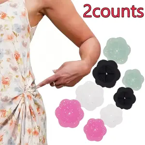 2-Piece Women's Shirt Tightening Clips, Includes 1 Large and 1 Small Button Clip for T-Shirts, Multi-Functional Fashion Accessories, Adjustable Fit, Button Design