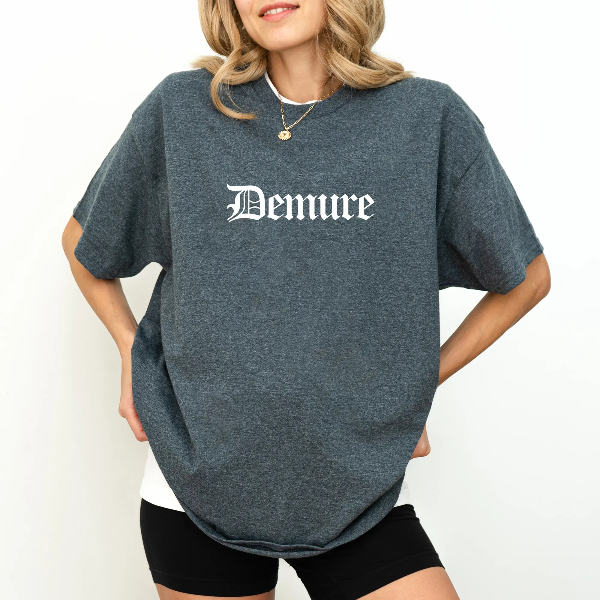 Demure Vintage Graphic Tee, Very Demure Unhinged Tees, Very Mindful Funny Women Shirt, Demure Girls Oversized T-shirt, Retro Women Outfits