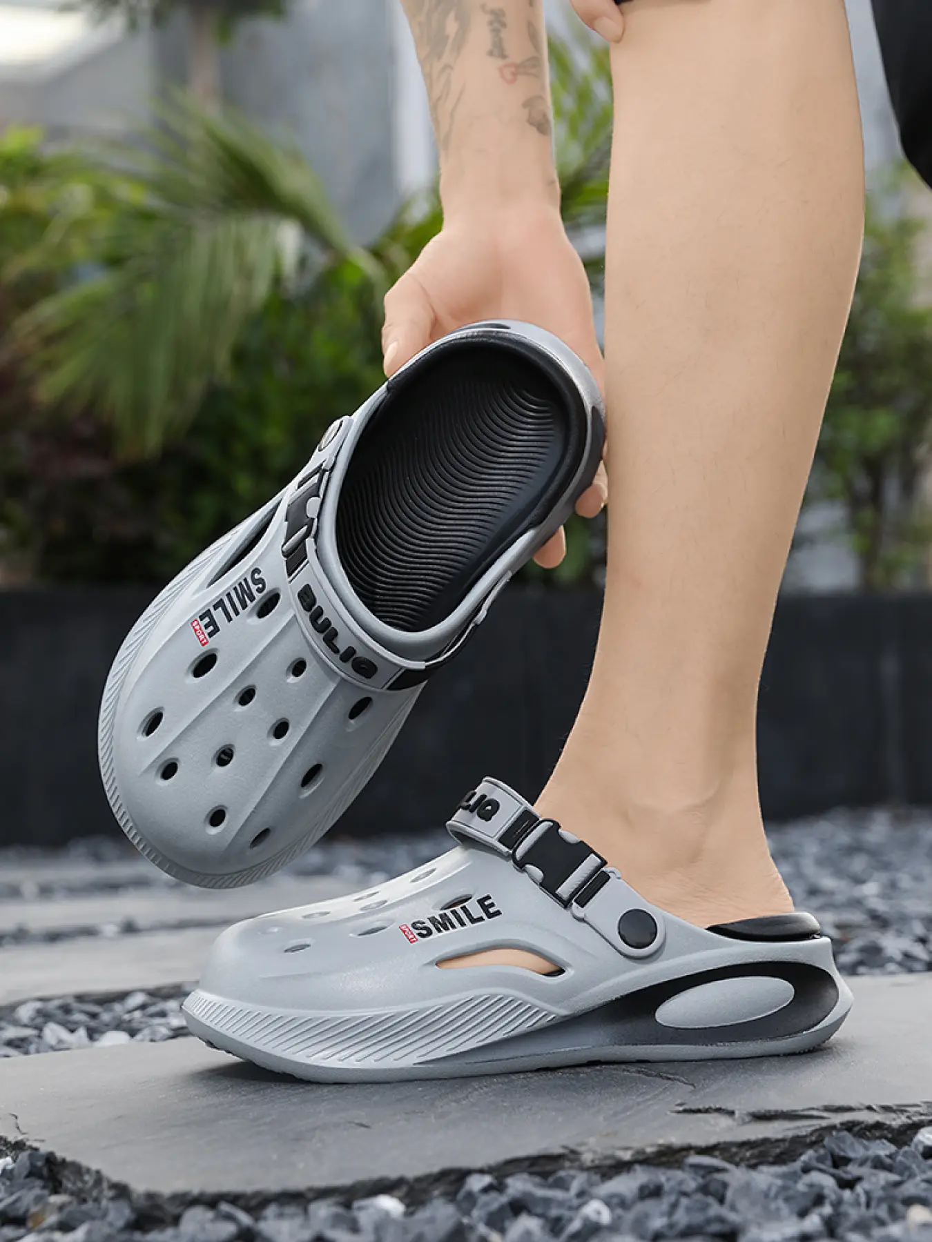 Men's Ultra-Comfy Thick Sole Clogs! Non-Slip Closed-Toe Summer Slides, 2-in-1 Beach & Outdoor Sandals for All-Day Wear Footwear Shoe Outdoor Slippers