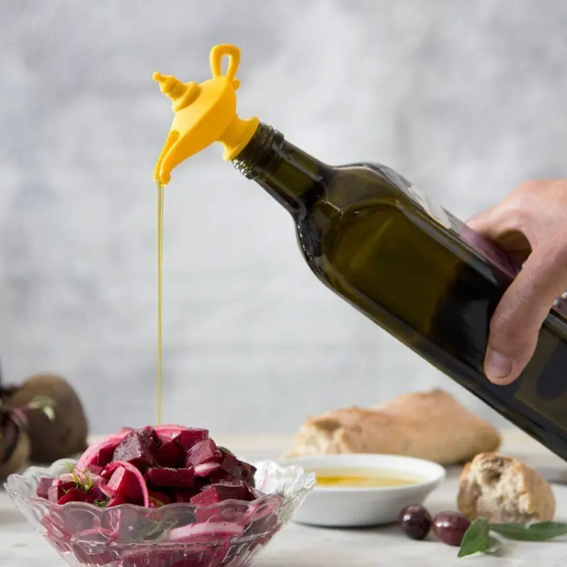Silicone Creative Aladdin Lamp Wine Pouring Device Kitchen Oil Pouring Nozzle, Leak Proof, Sealing Plug, Spiral Type Wine