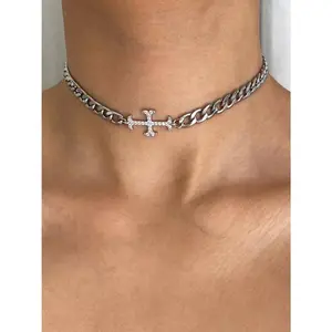 THE SILVER ADAMAS CROSS LINK CHOKER