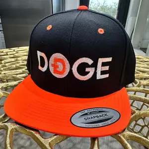 Custom Embroidered DOGE Snapback Hat for Men and Women