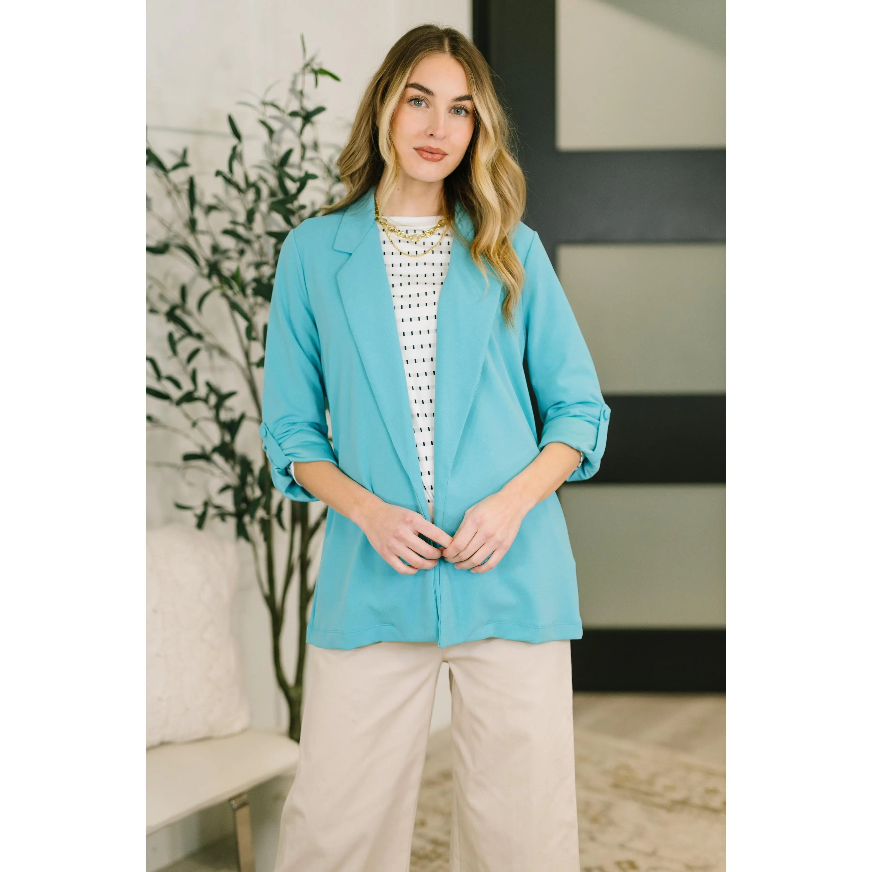 I'm Really That Gal Open Front Blazer in Aqua