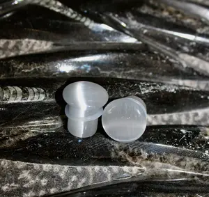 Glowing Shine Silver Cat's Eye Glass Plugs, Single Flare Body Jewelry Pair