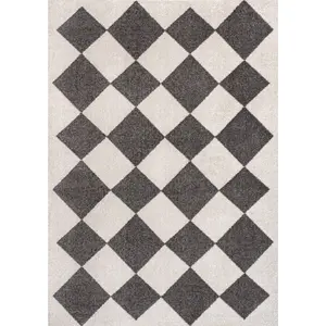 Draper Classic Geometric Diamond Pattern Area Rug