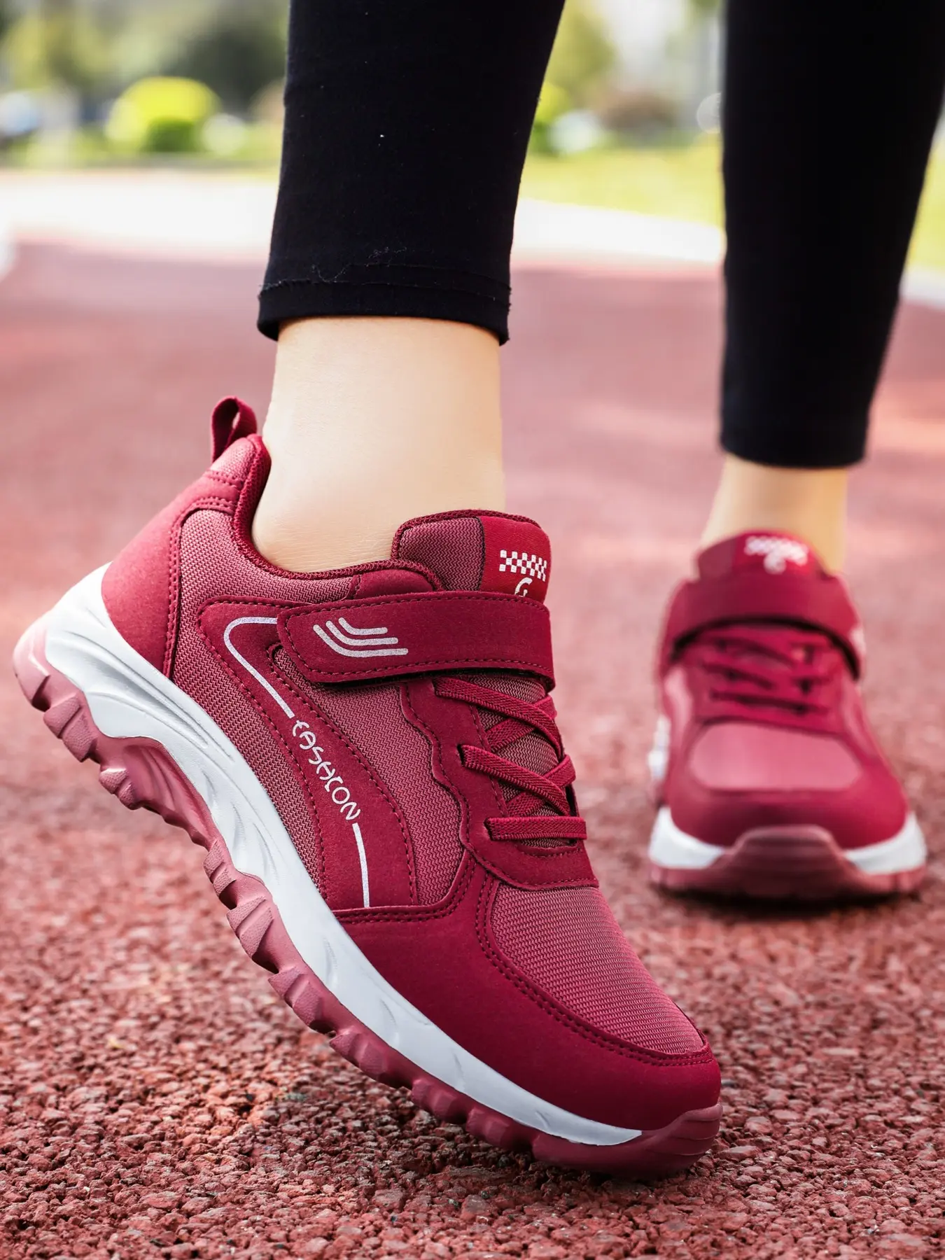 Women's Comfortable Soft Sole Casual Shoes, Lightweight Breathable Sports Shoes, Velcro Mid-Aged Daily Walking Shoes, Flexible Shoe, Soft Soled Shoes, Lightweight Comfy Shoes, Rubber Walking Shoes, Minimalist Walking Shoes, Breathable Lightweight Footwear