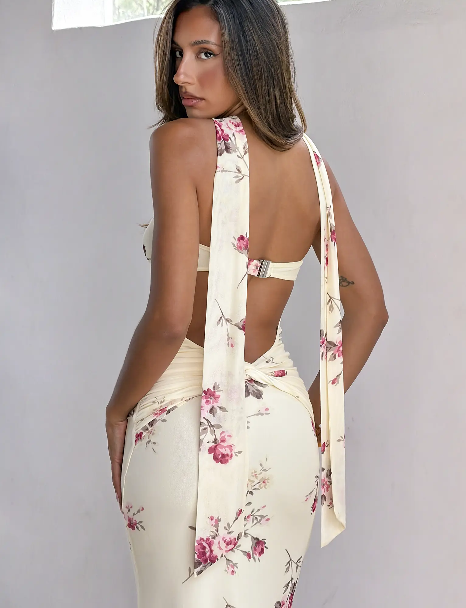yellow floral backless dress Sun-imperial