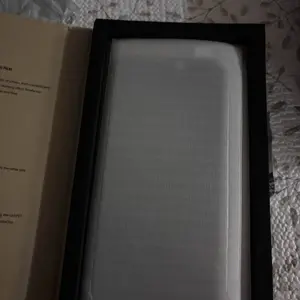 Product Review of Anti-Spy Privacy Phone Screen Protector, Tempered Glass Film Compatible with iPhone 17/16/15/14/13/12/11 Pro/Pro Max/Plus, Mobile Phone Accessory from b**e