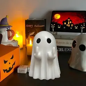 Middle finger ghost - Halloween ghost ornaments, middle finger ghost statues, cute finger ghost ornaments, Halloween indoor decorations, suitable for home, props, party decorations, desktop ornaments, or desk decorations.