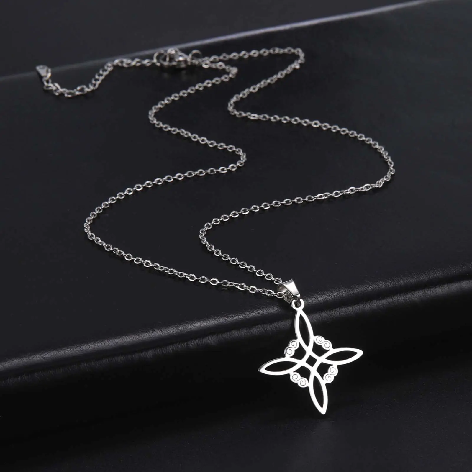 Square Hollow Celtic Knot Fashionable Ethnic Long Necklace - Geometric Casual Artificial Gemstone Jewelry for Adults, Ideal for Daily Wear, Party Faith Gift