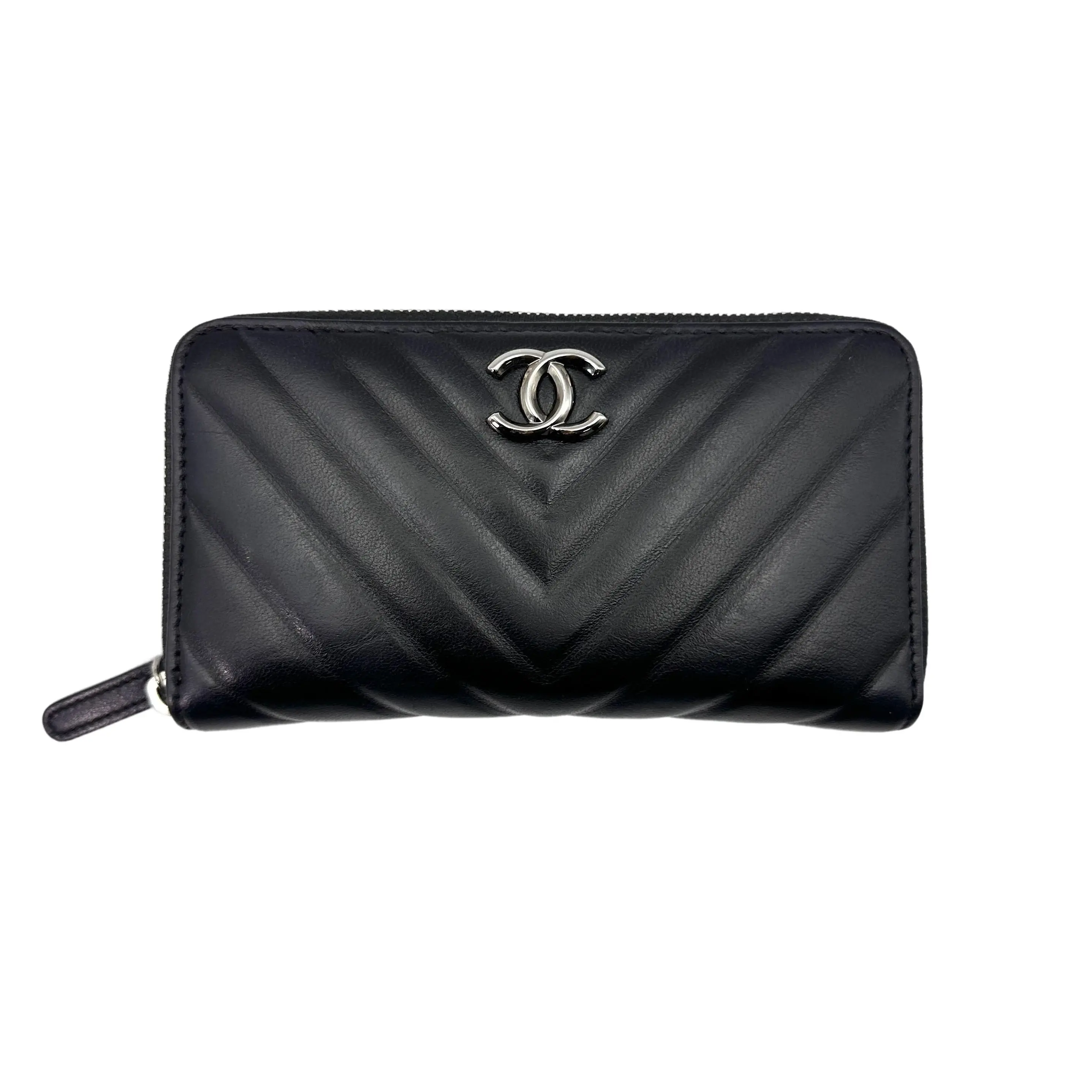 Pre-owned CHANEL Calfskin Small Leather Goods Black Chevron Quilted Leather Long Zipped Wallet(25***73) CC1708