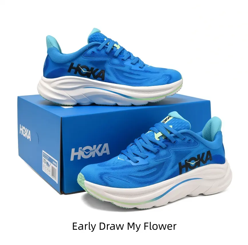 Vibrant royal blue running shoes pair well with all casual streetwear, bringing cool visual feeling for outdoor shooting and daily city walking in hot summer days