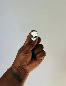 ALIEN PIN