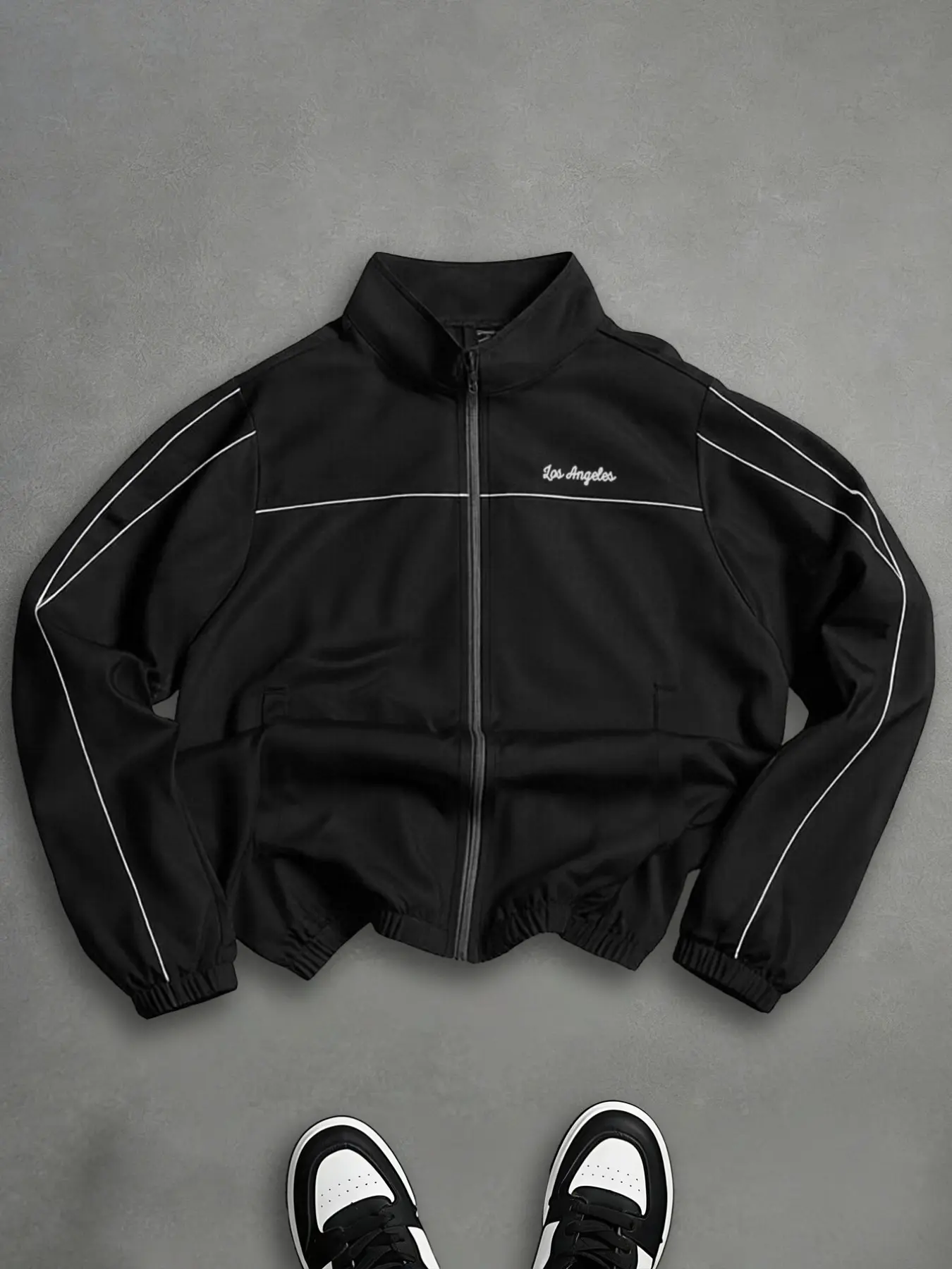 Men's Black High Street Fashion Outerwear Tech Casual Jacket Long Sleeve Techwear Style Minimalist Black and White Contrast White Piping Detail Two Hand Pockets Loose Fit Clean-cut Boys Camping Outdoors Commuting Dating