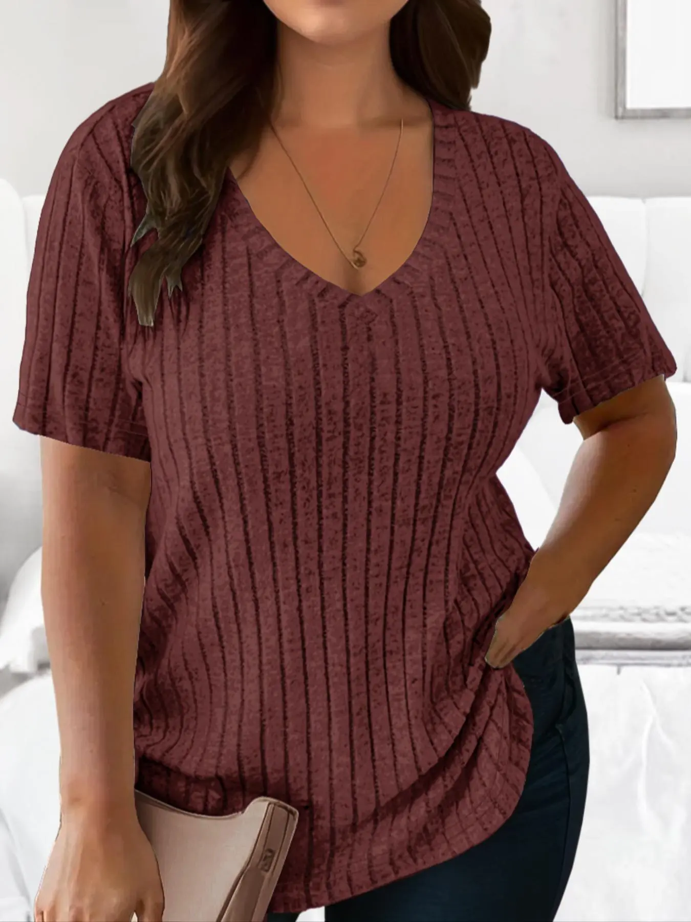 [Plus Size] Solid Ribbed V Neck Tee, Casual Short Sleeve T-shirt for Summer, Casual Plain Top, Women's Clothing for Daily Wear, Fashionable Tops, Casual Tee