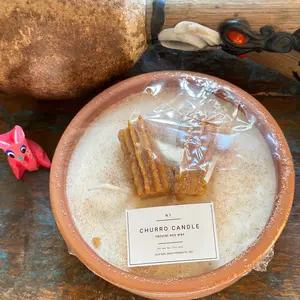 Churro candle 8-10oz